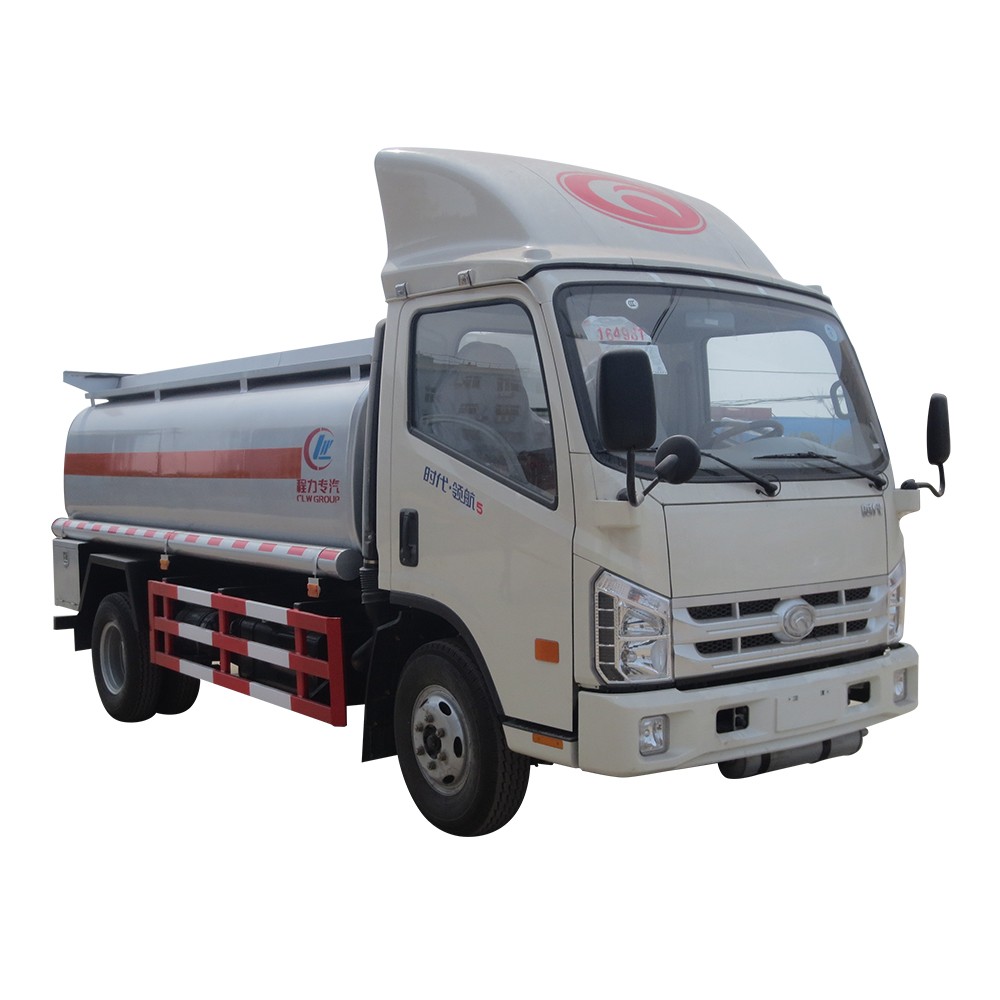 Forland 3000 Liter Kraftstofftankwagen