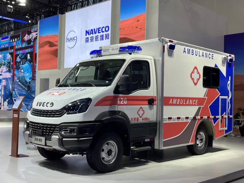 Lveco 4WD Medizinischer Krankenwagen